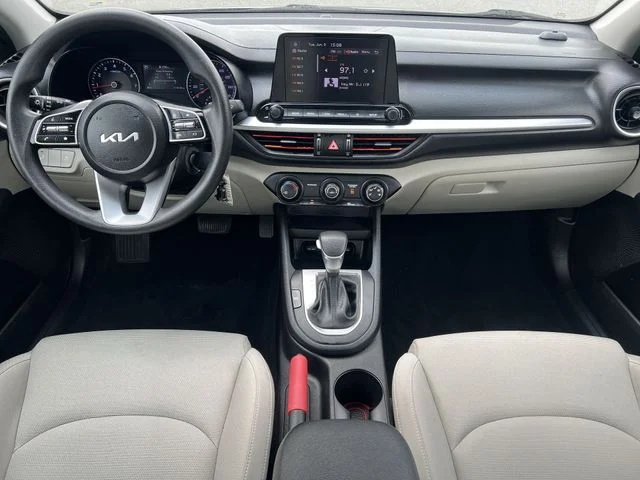 Used 2023 Black Kia LXS image 17