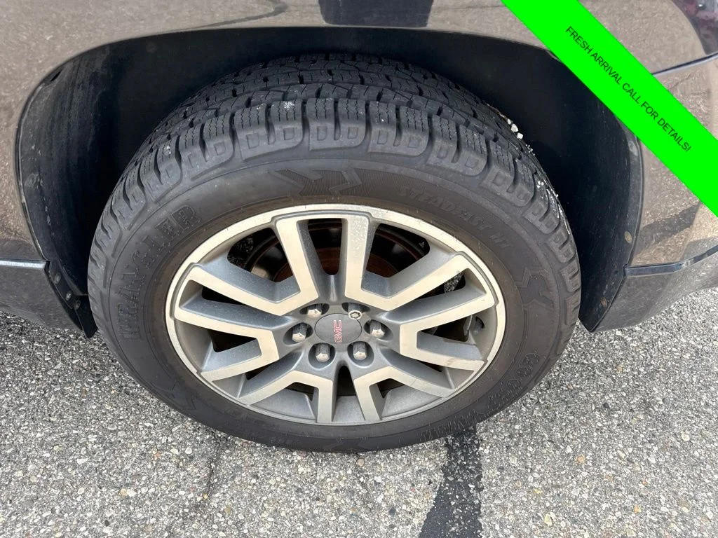 Used 2014 Black GMC Denali image 13
