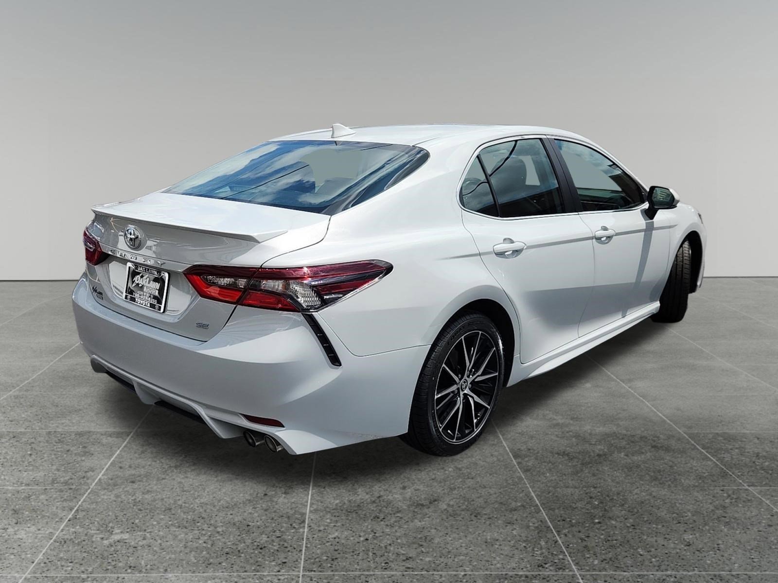 Certified Used 2024 Ice Edge Toyota SE image 7