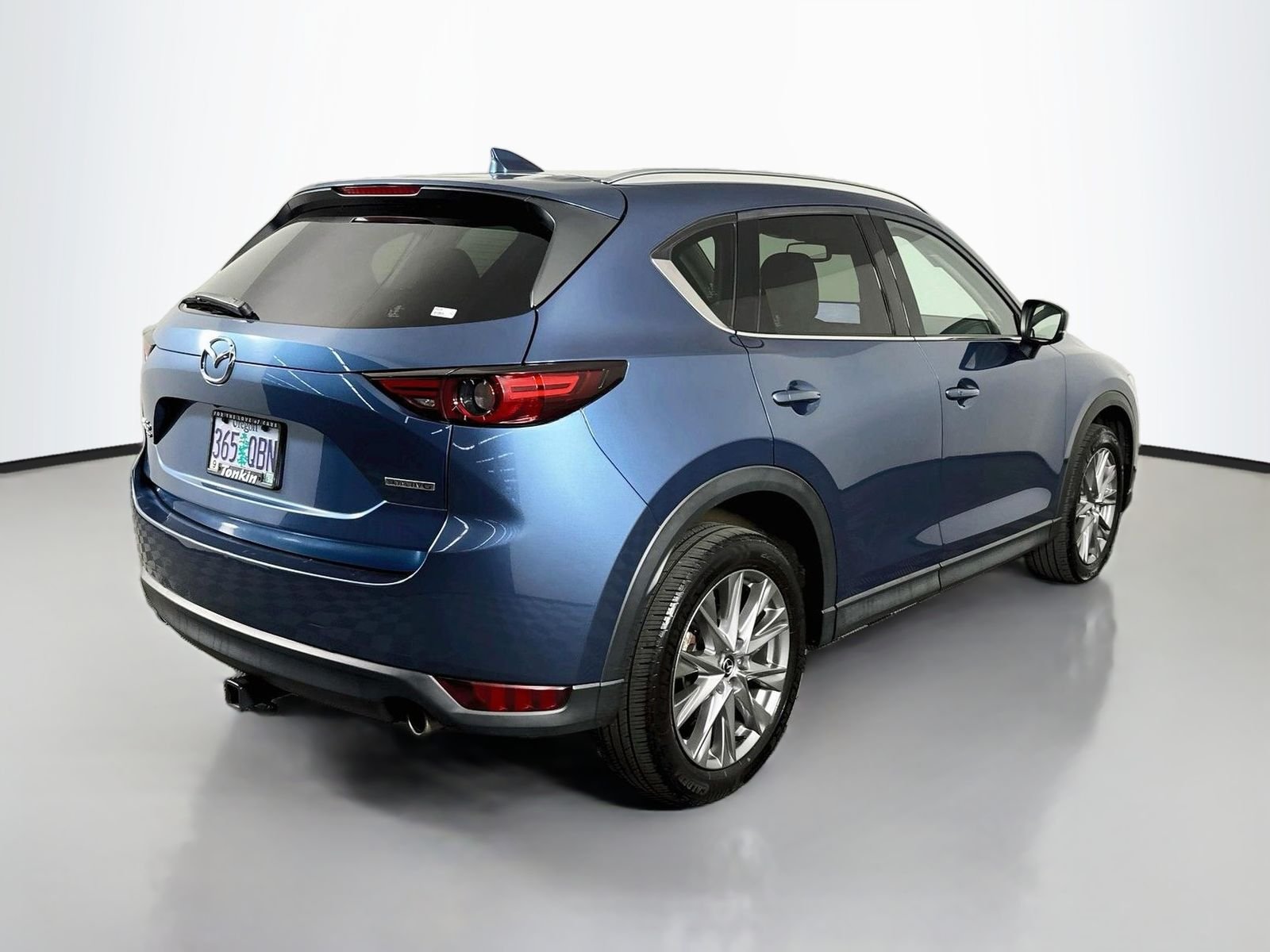 Used 2021 Eternal Blue Mica Mazda Grand Touring image 7