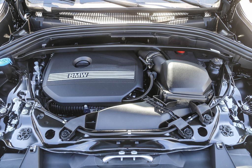 New 2026 Jet Black BMW xDrive28i image 21