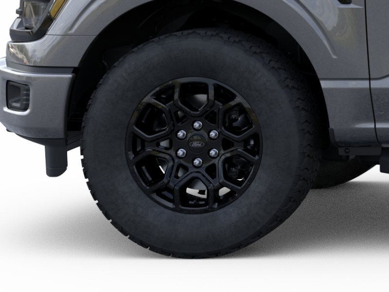 New 2026 Carbonized Gray Metallic Ford XLT image 41