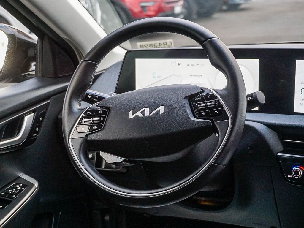 Used 2024 Gray Kia Light image 17