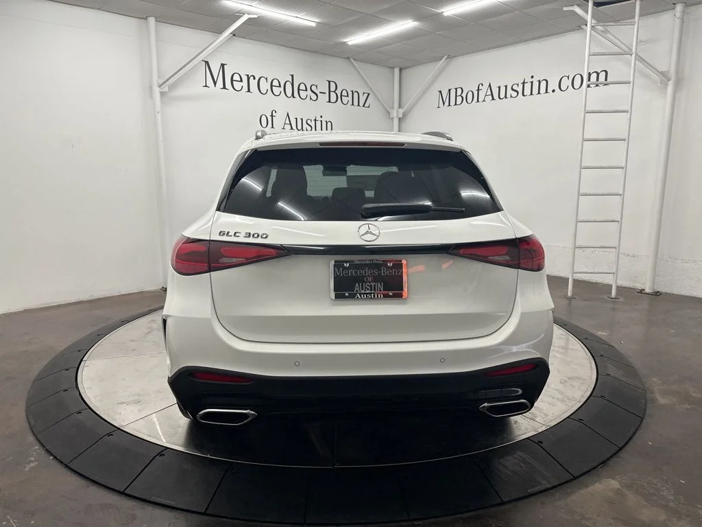 Used 2026 White Mercedes-Benz GLC 300 image 6