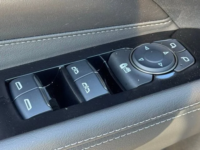 2025 Cadillac CT4 Premium Luxury - Photo 17