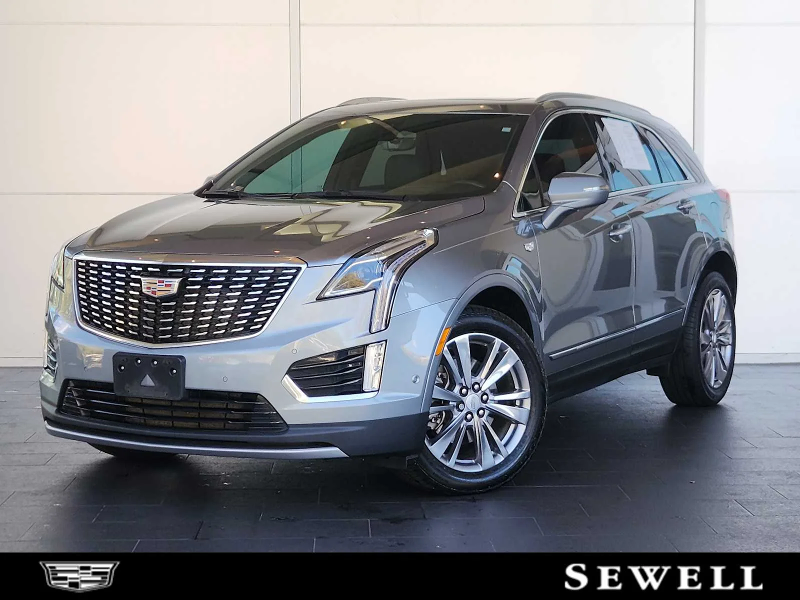 2024 Cadillac XT5 FWD Premium Luxury's photo