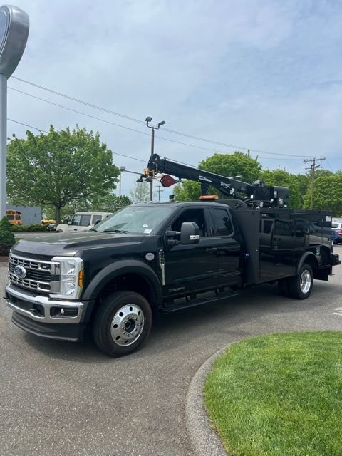 New 2026 Agate Black Metallic Ford F-550® XLT image 2