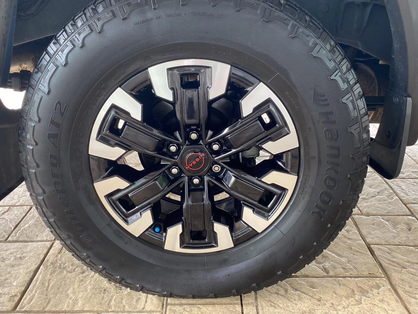 Used 2024 Bluestone Pearl Nissan PRO-4X image 11