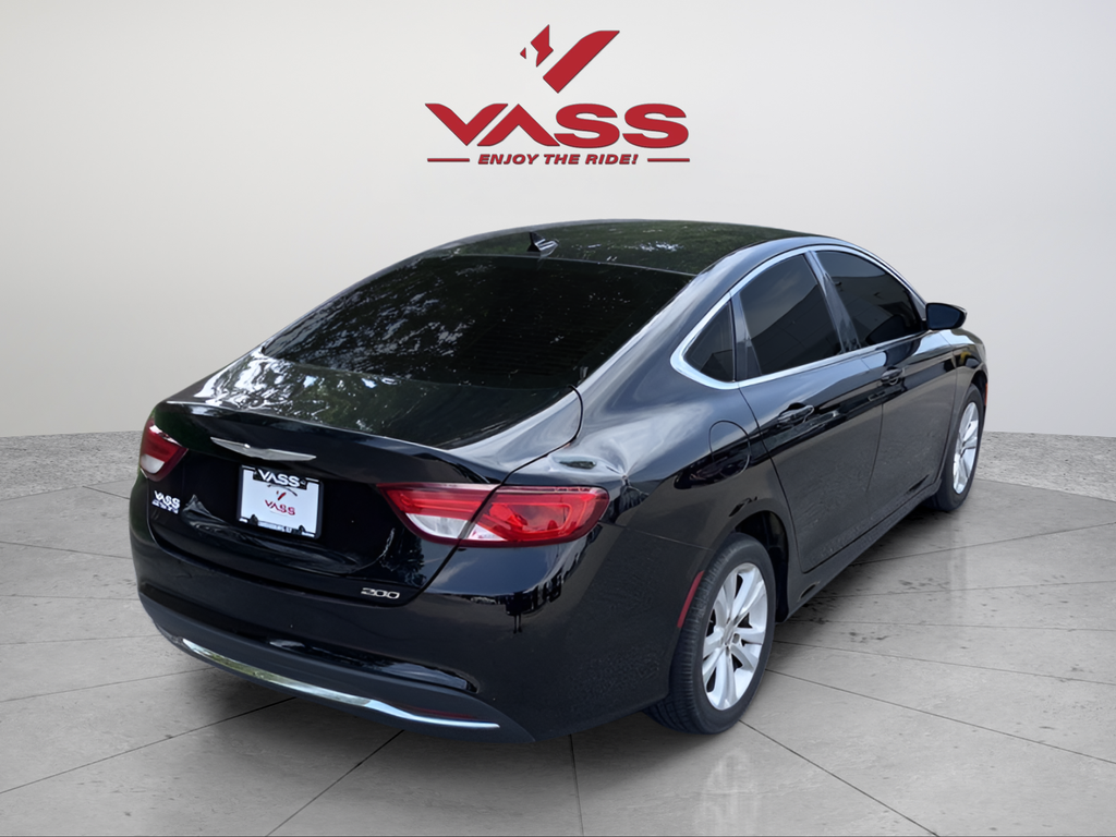 Used 2017 Black Chrysler Limited image 5