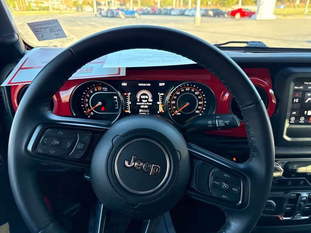 Used 2021 Firecracker Red Clea Jeep Sport S image 12
