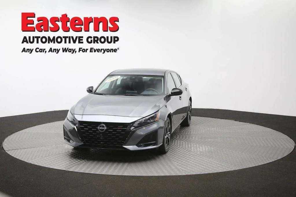 Used 2025 Gray Nissan 2.5 SR image 54
