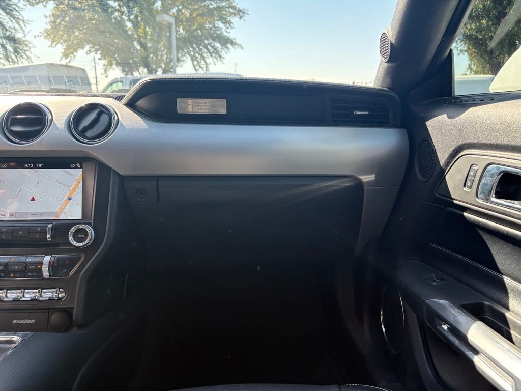 Used 2017 White Ford GT Premium image 7