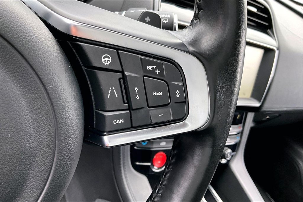 Used 2019 Gray Jaguar 25t Prestige image 21
