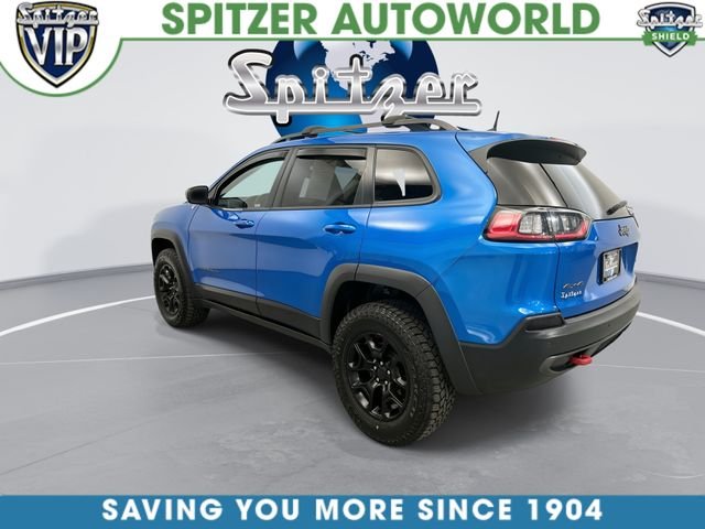 Used 2019 Blue Jeep Trailhawk image 9