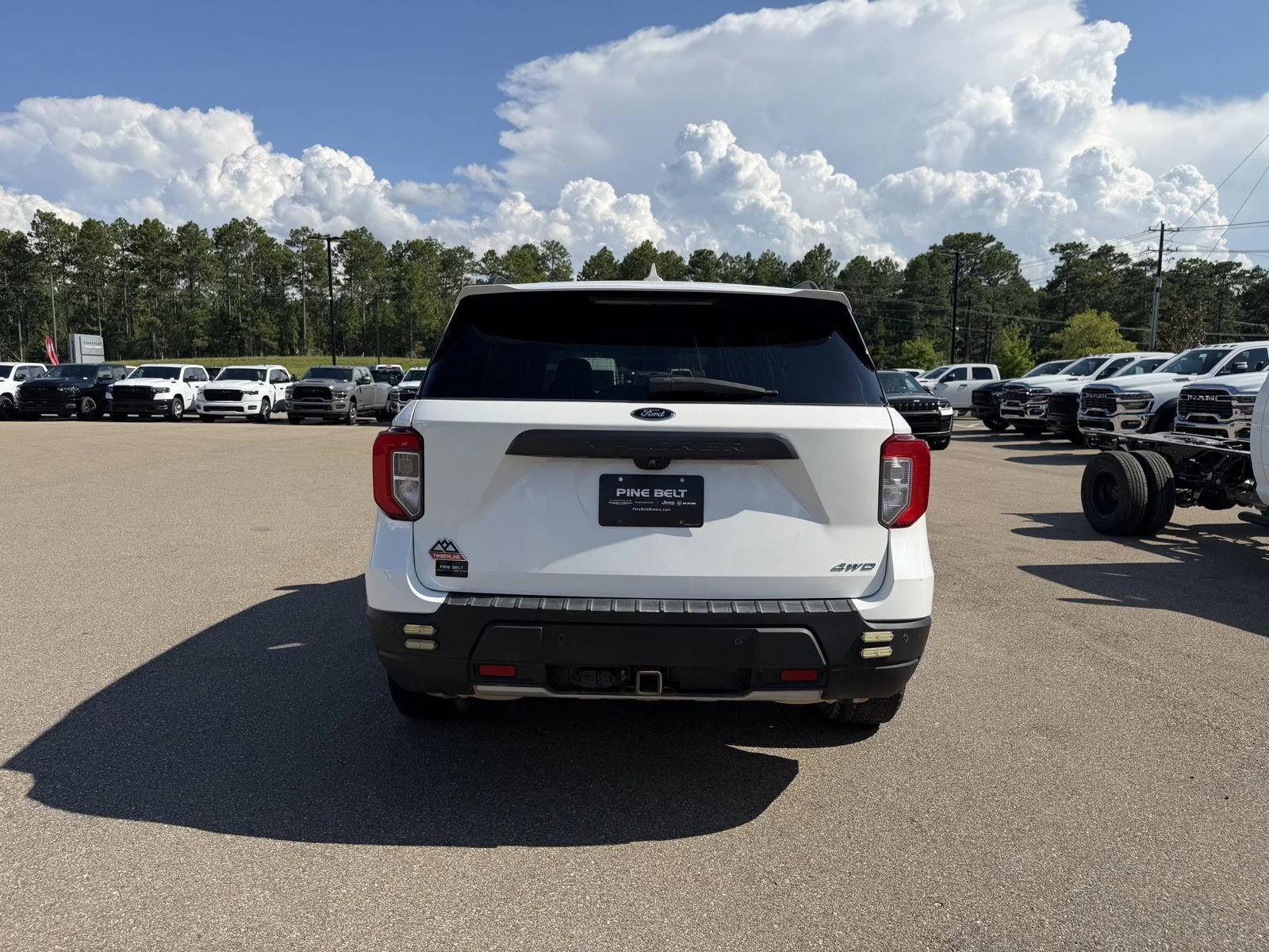 Used 2022 Star White Metallic Tri-Coat Ford Timberline image 5