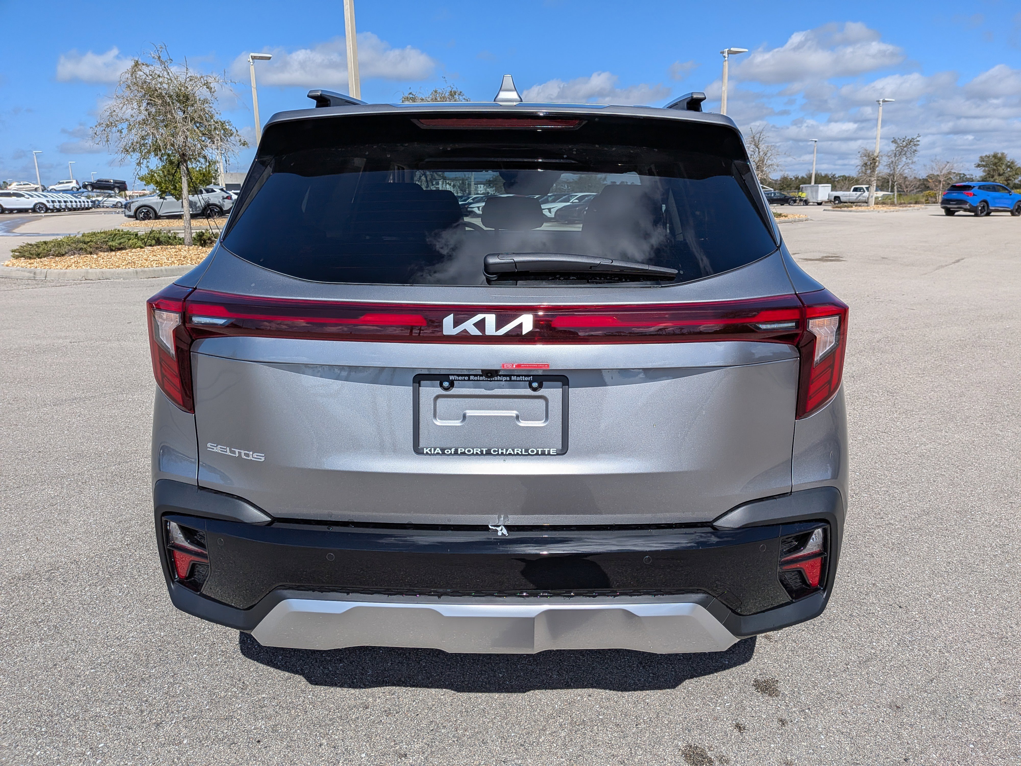 New 2026 Steel Gray Kia EX image 6