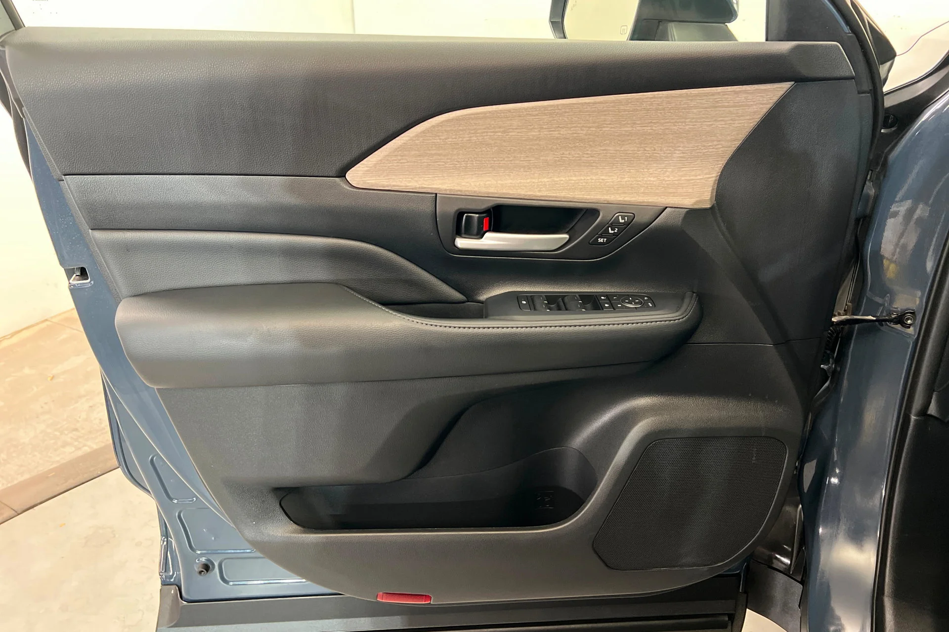 2024 Toyota Grand Highlander Limited - Photo 14