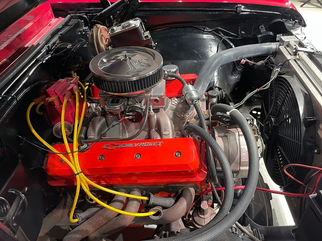 Used 1972 Red Chevrolet  image 23