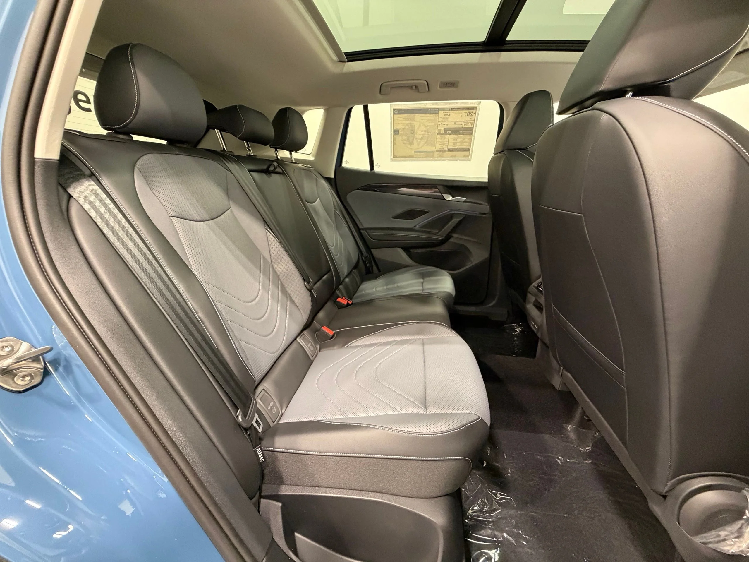New 2026 Blue Volkswagen SE image 27