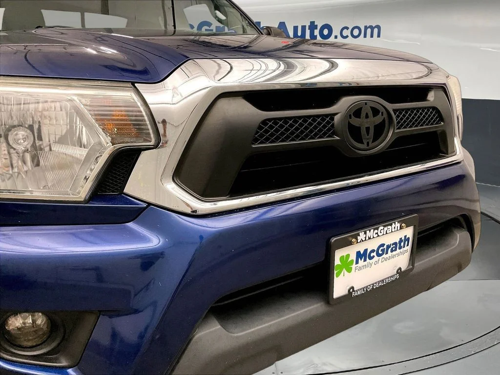 Used 2014 Blue Toyota Base image 33
