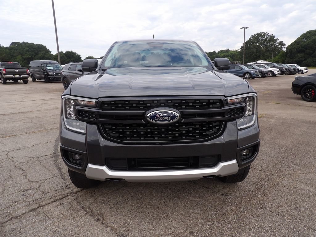 New 2026 Carbonized Gray Metallic Ford XLT image 3