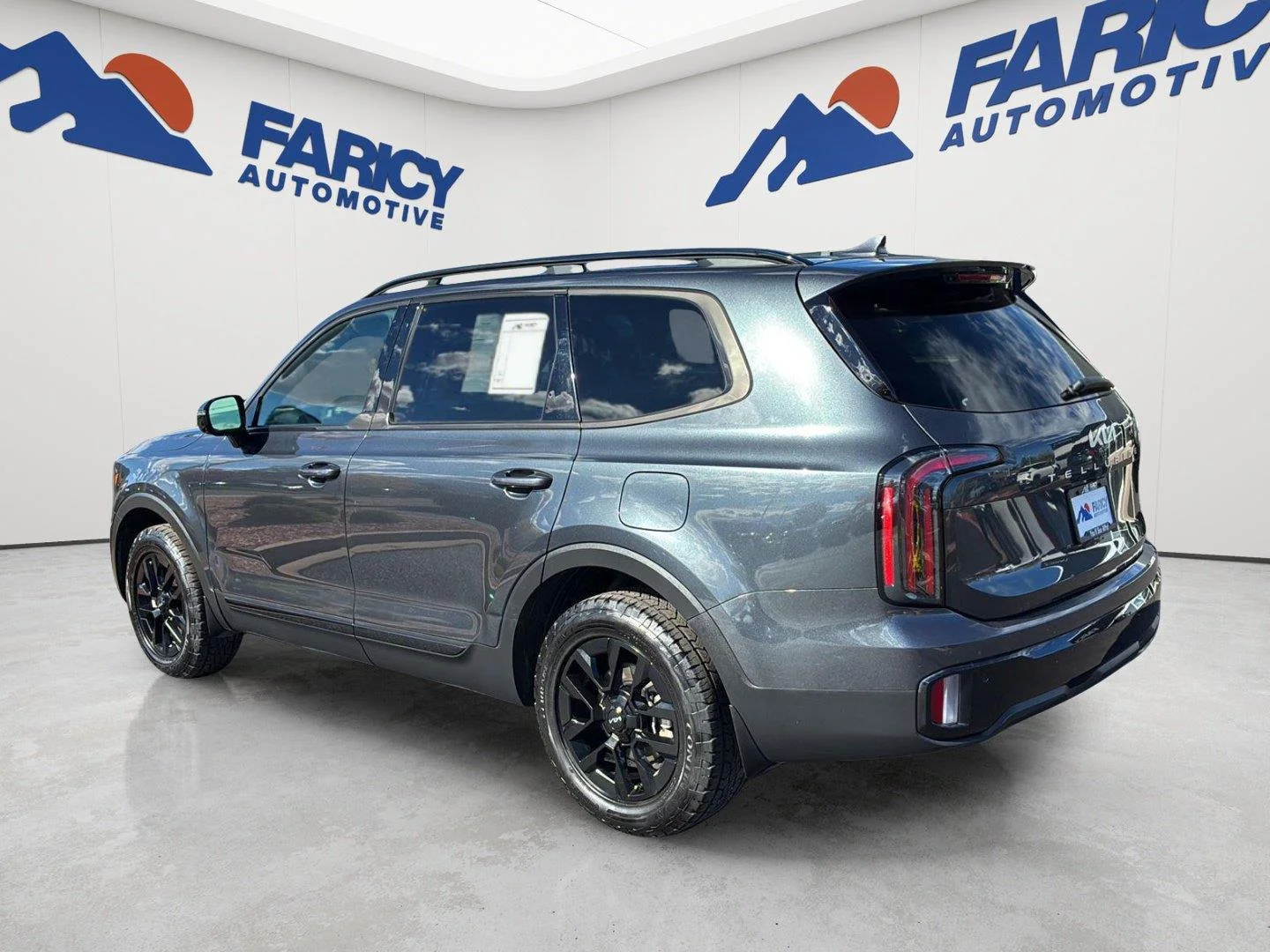 Used 2024 Gravity Gray Kia SX-Prestige X-Pro image 7