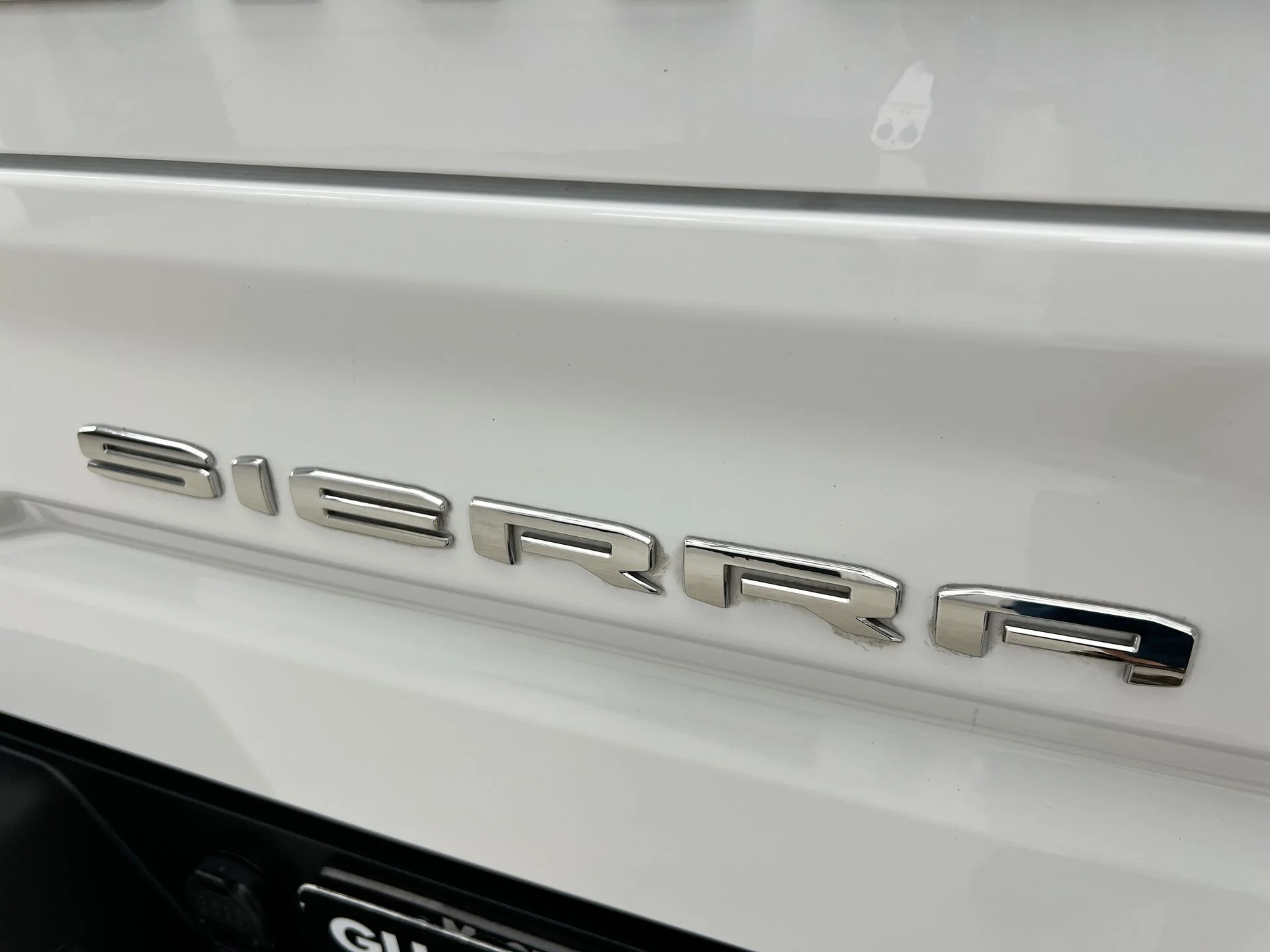 Certified Used 2025 White GMC SLT image 39