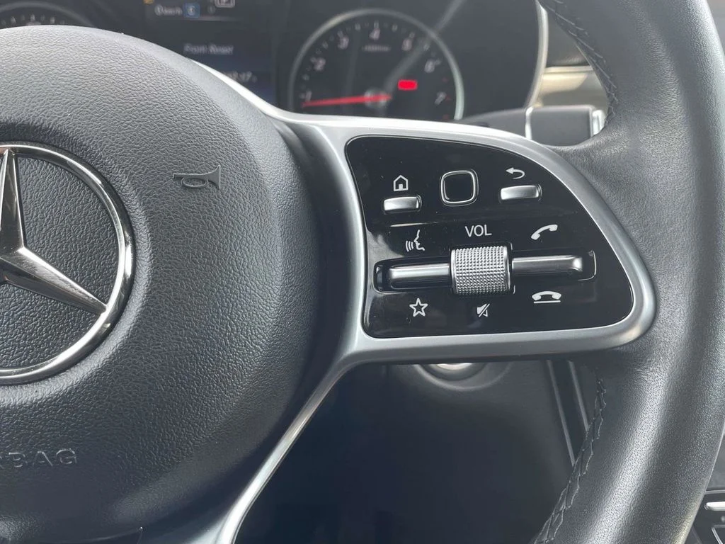 2022 Mercedes-Benz GLC GLC300 - Photo 30