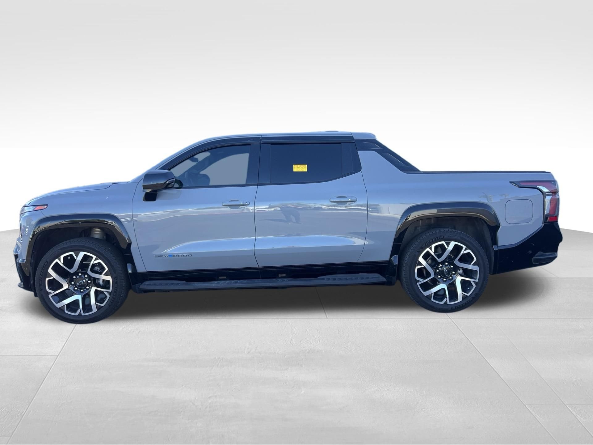 Used 2025 Gray Chevrolet RST image 8