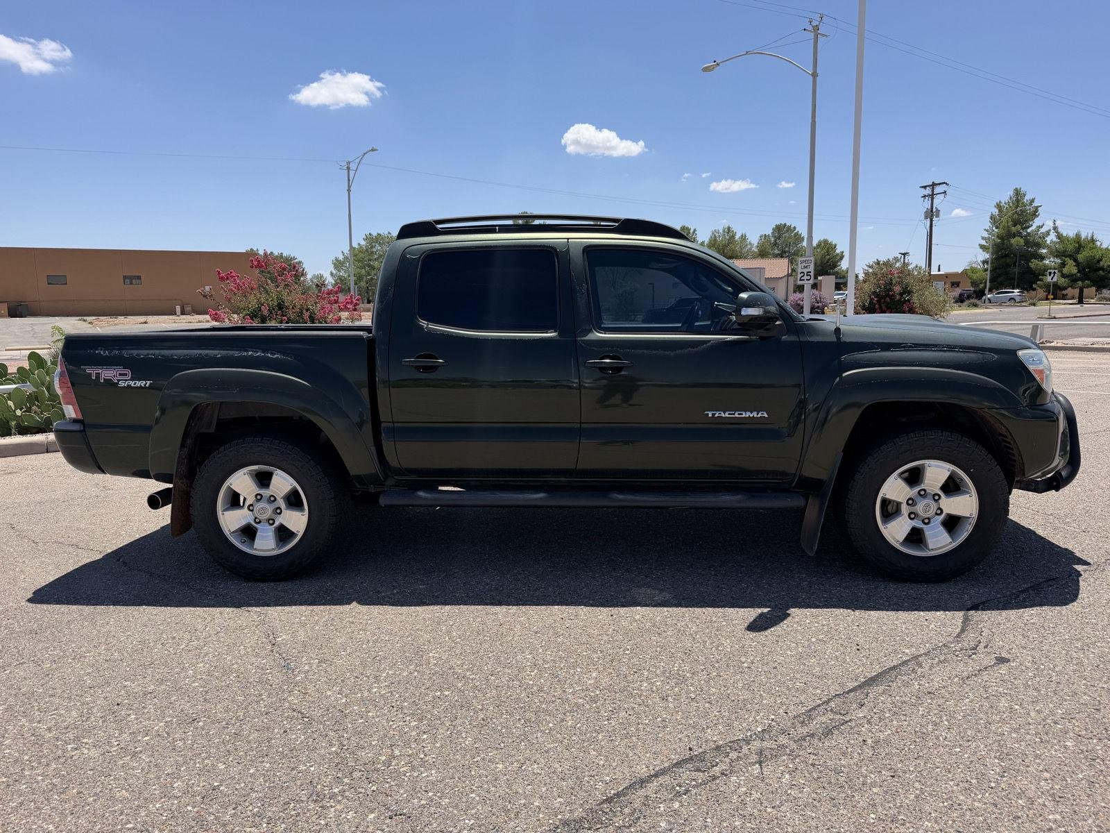 Used 2012 Spruce Mica Toyota Base image 6