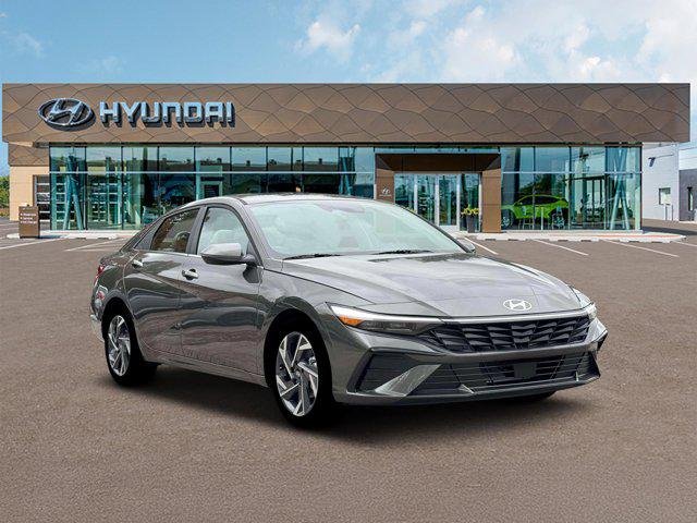 New 2026 Amazon Gray Hyundai Limited image 11