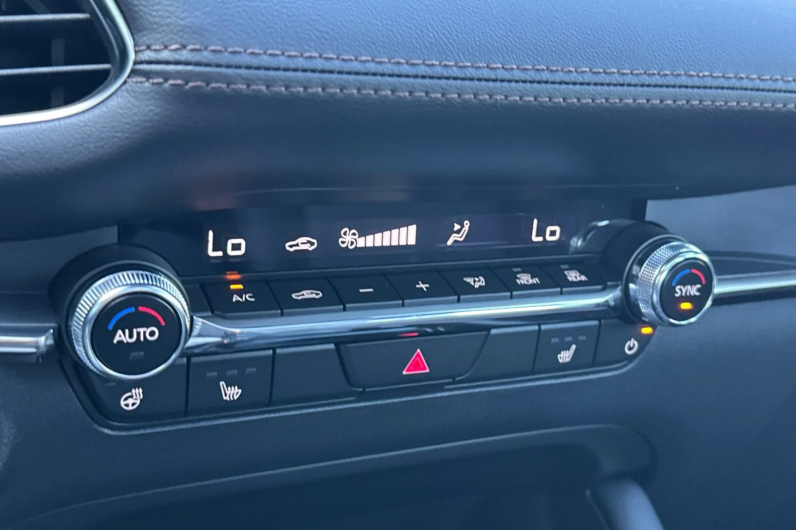 2026 Mazda Mazda3 Turbo Premium Plus - Photo 24