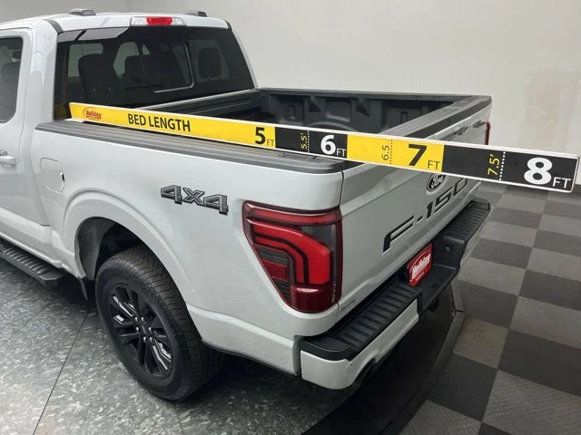 Used 2024 White Ford LARIAT image 4