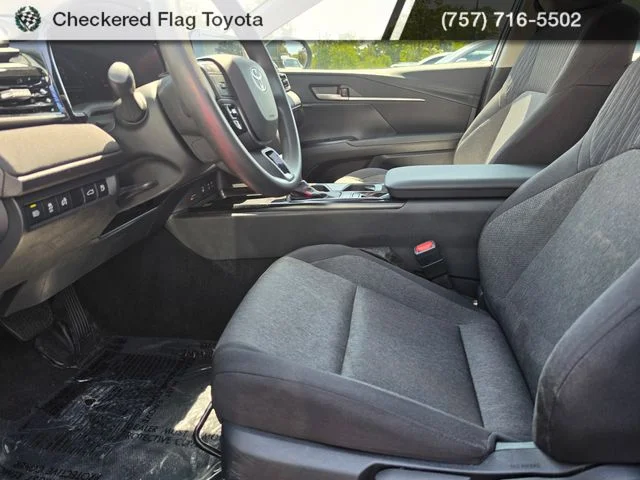 Used 2025 Underground Toyota LE image 8