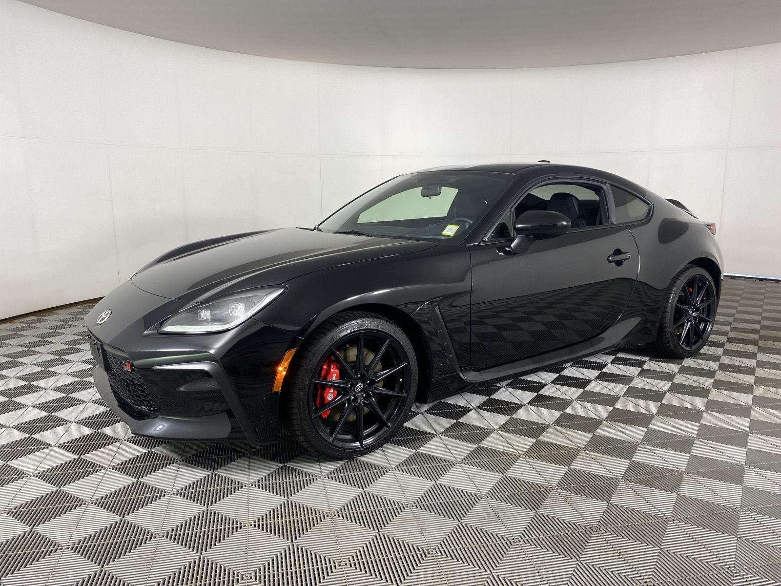 Used 2025 Raven Toyota Premium image 6