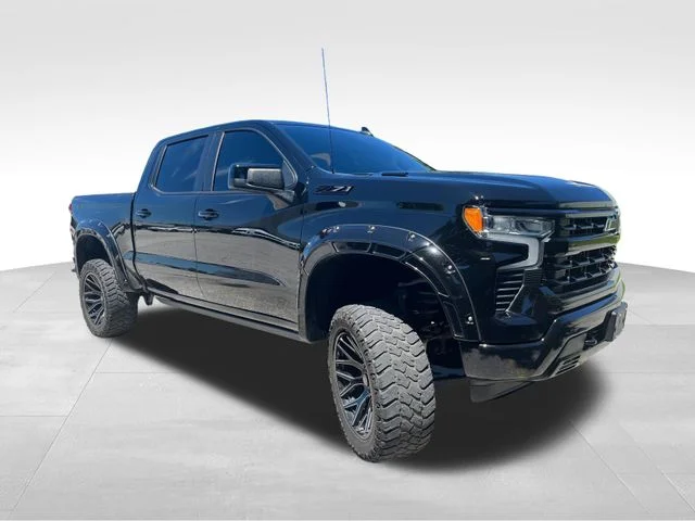 Used 2025 Black Chevrolet RST image 8