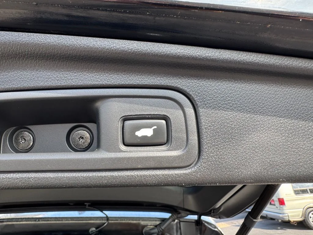 Used 2016 Black Honda EX-L image 16