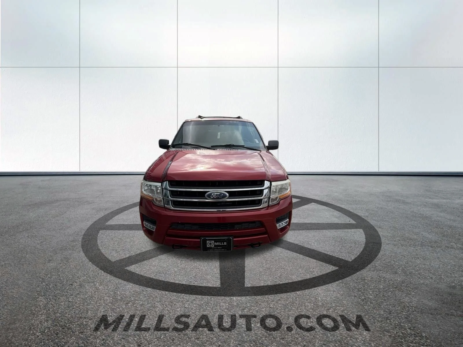 Used 2017 Ford Expedition XLT with VIN 1FMJU1JT7HEA78650 for sale in Baxter, Minnesota