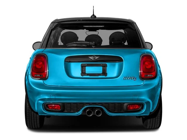 Used 2018 Volcanic Orange MINI  image 5