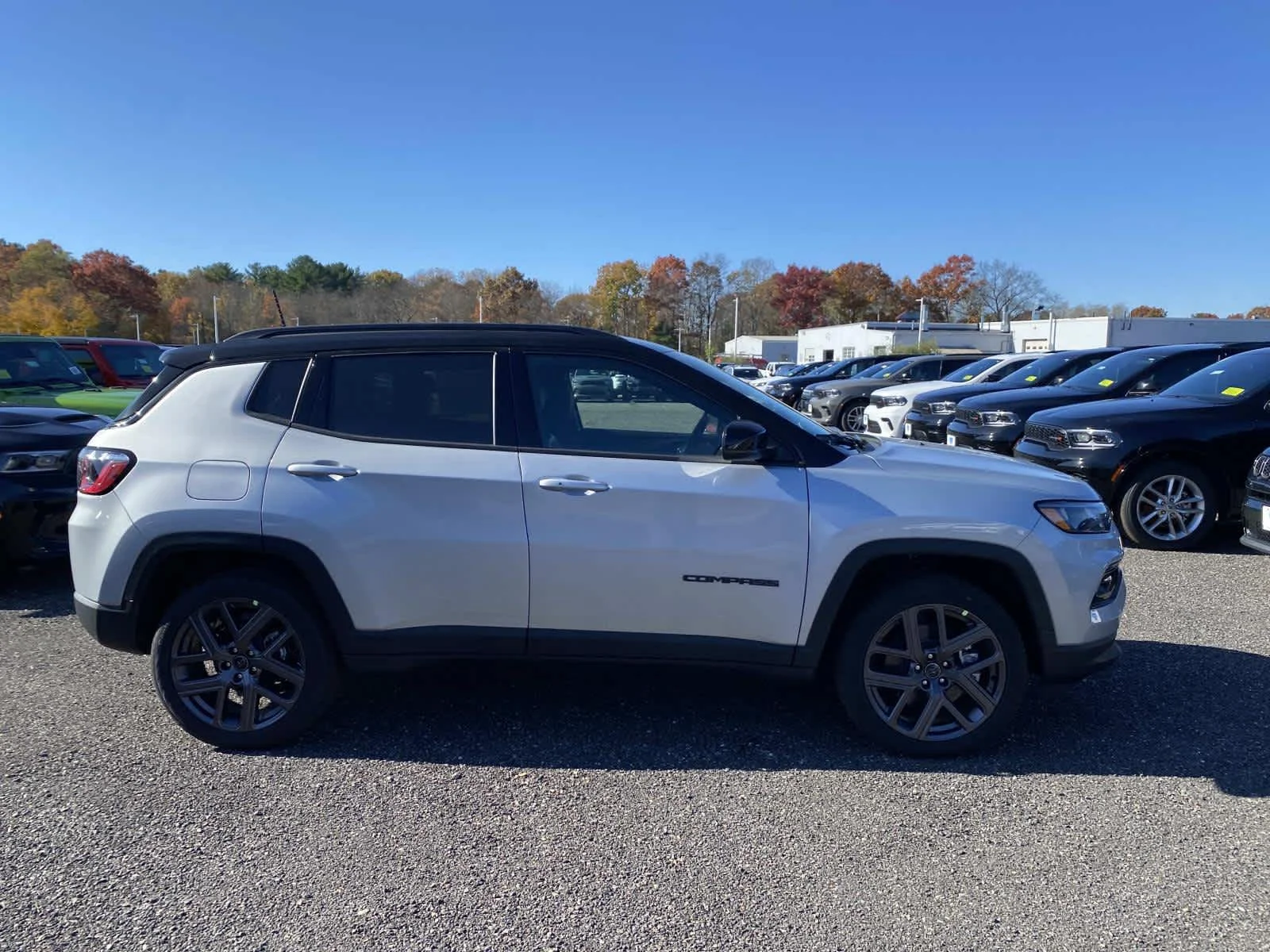 New 2026 Silver Zynith Metallic Clearcoat Jeep Limited Altitude image 2