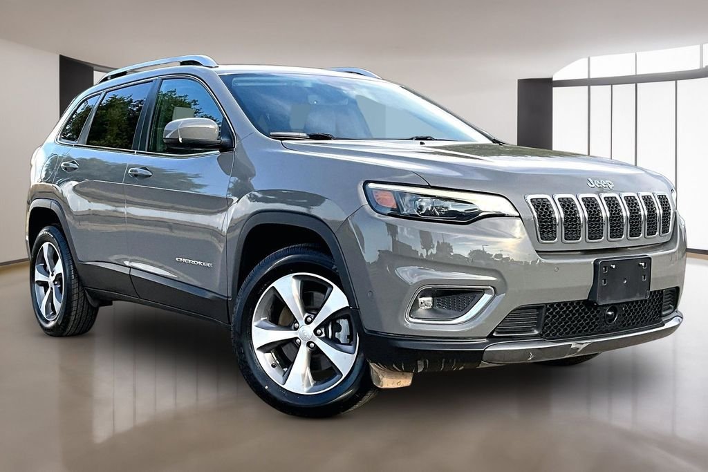 Used 2021 Gray Jeep Limited image 11