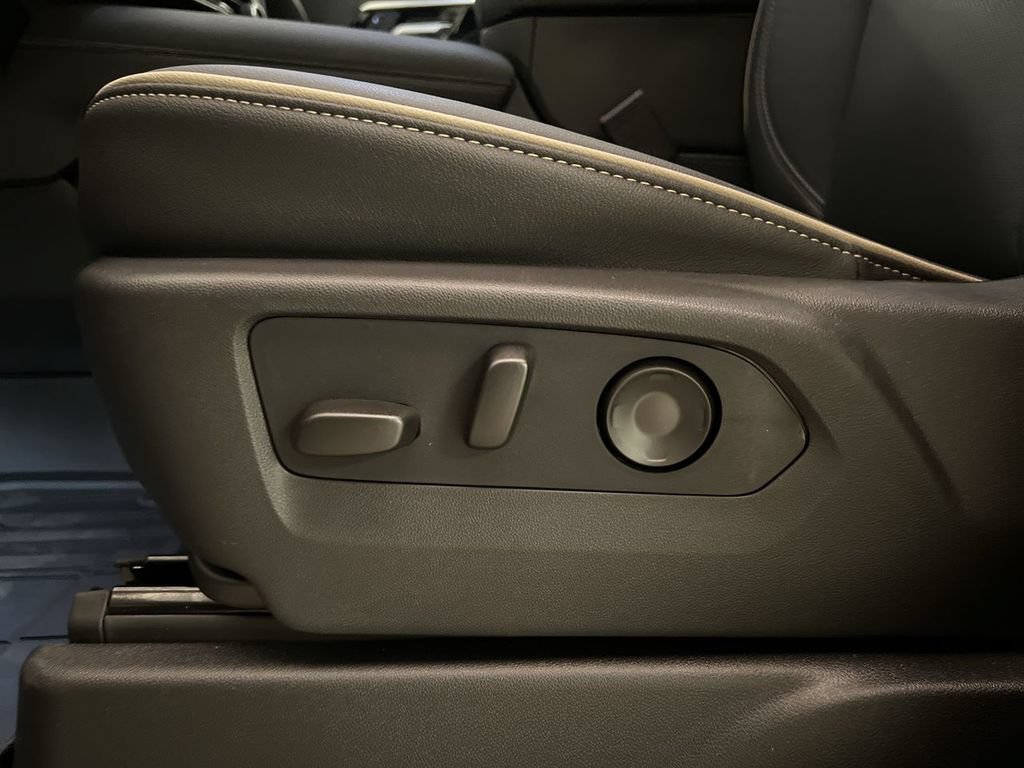 2026 Chevrolet Tahoe Premier - Photo 12