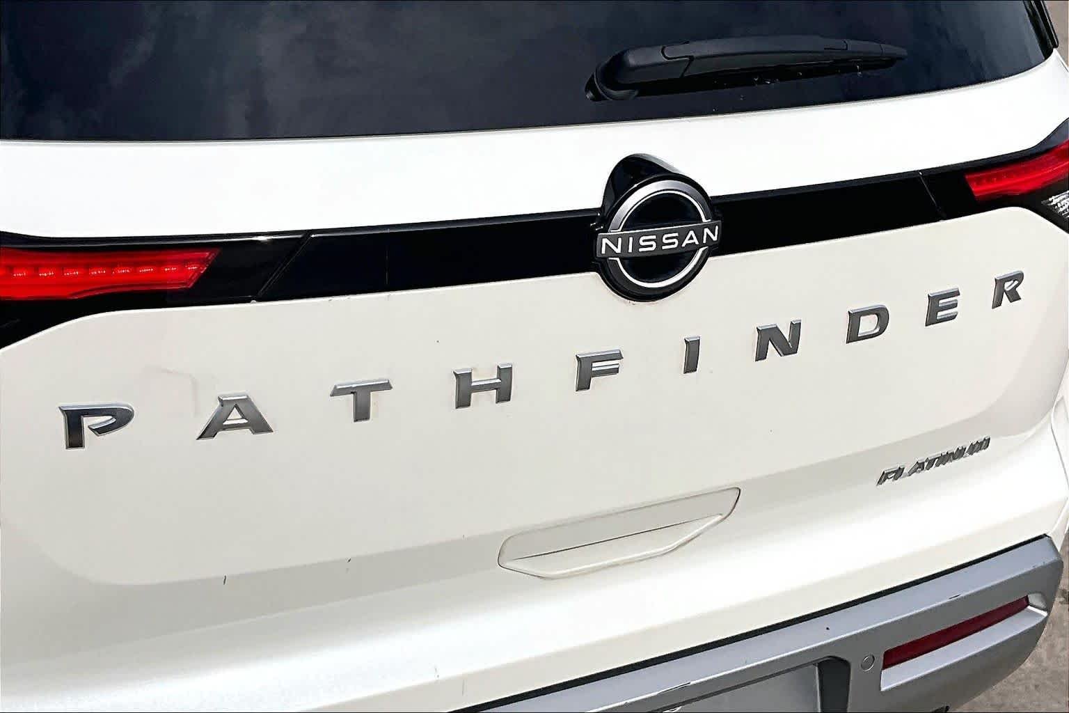 Used 2024 Pearl White Tricoat/Super Black Nissan Platinum image 29