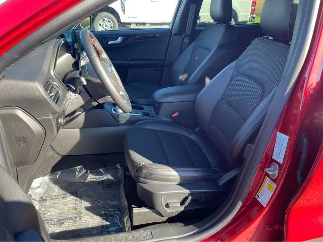 2025 Ford Escape ST-Line - Photo 51