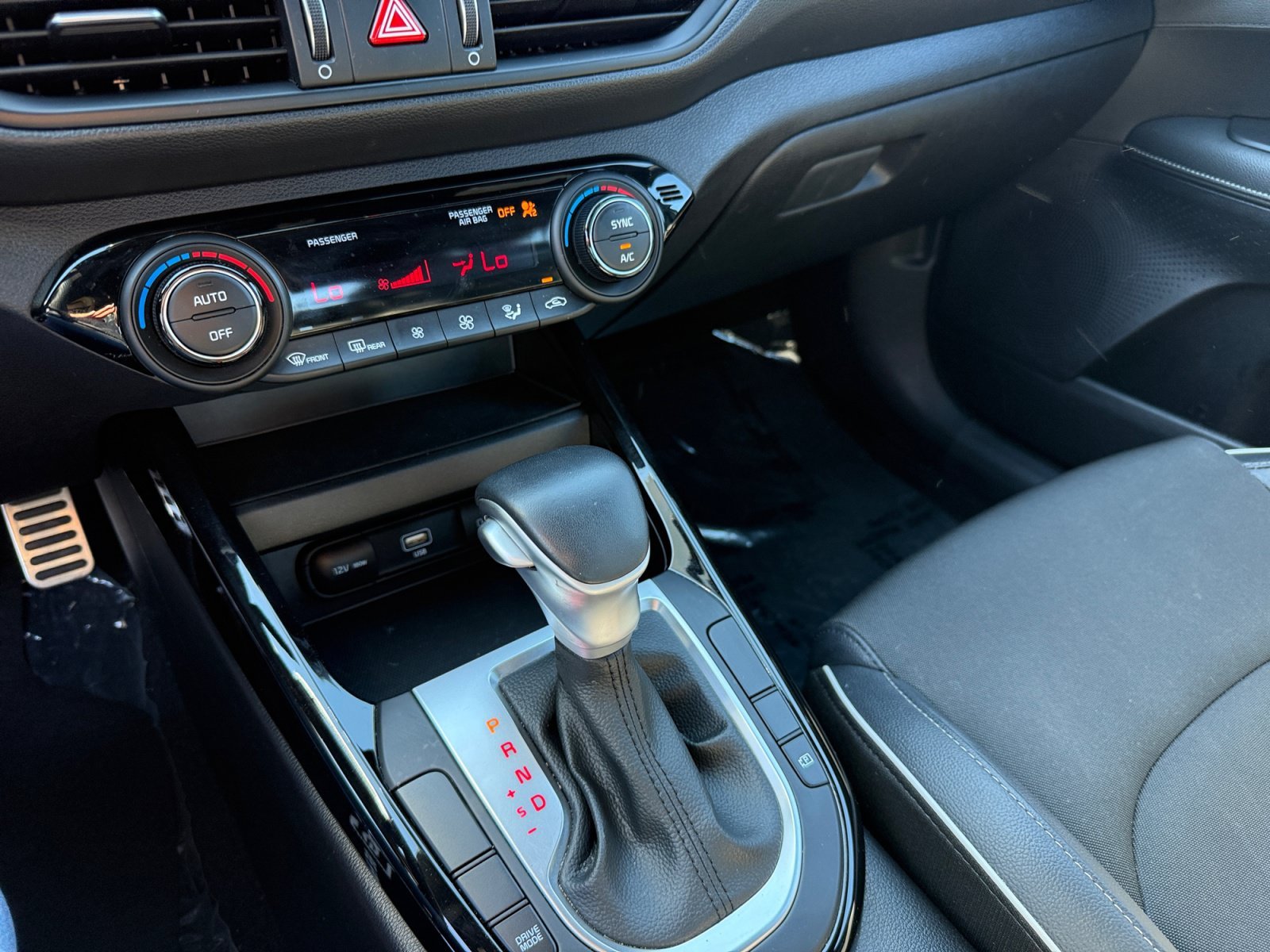 Used 2023 Steel Gray Kia GT-Line image 13