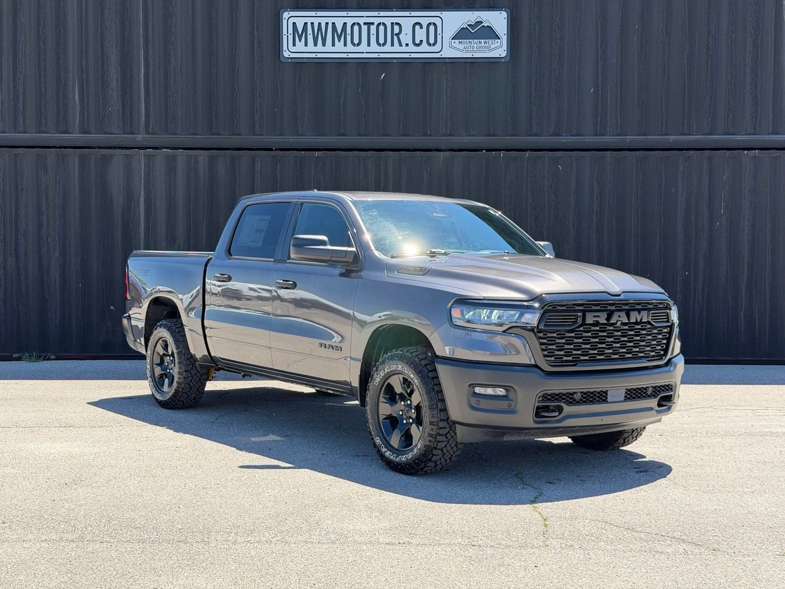 New 2026 Granite Crystal Metallic Clear-Coat Exterior Paint RAM Warlock image 1