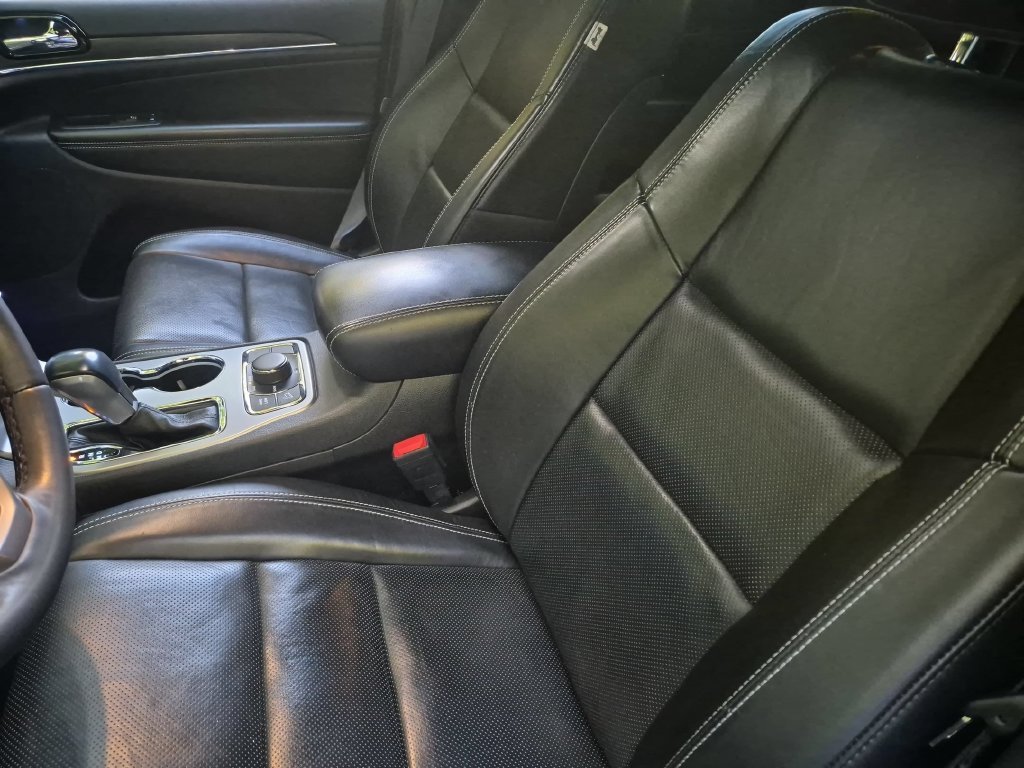 Used 2021 Black Jeep Limited image 18