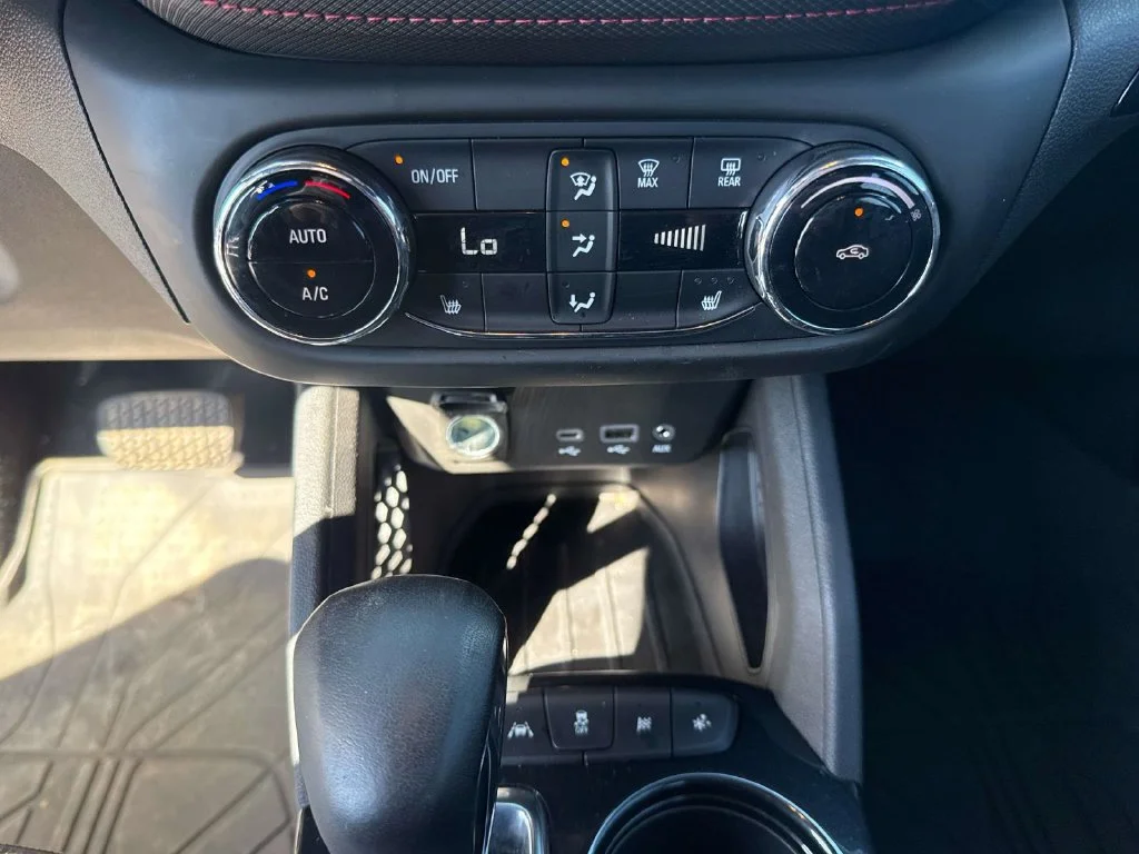 Used 2023 White Chevrolet RS image 32