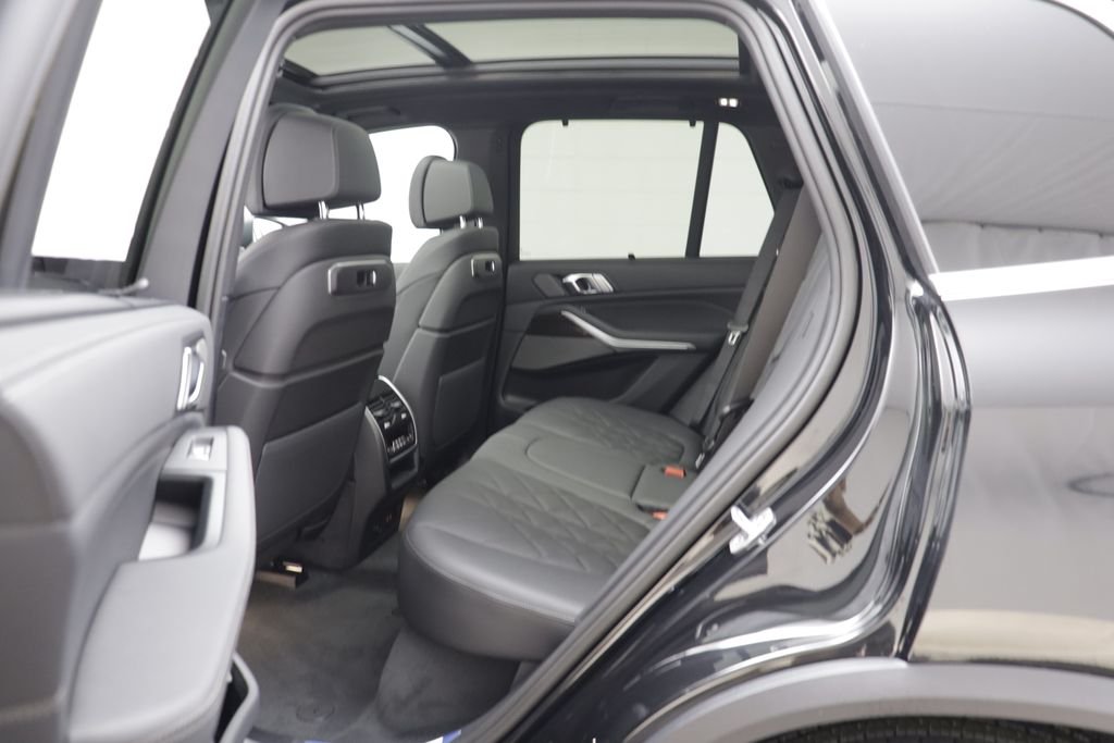 New 2026 Black Sapphire Metallic BMW xDrive40i image 14