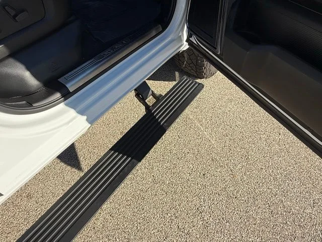 Used 2022 White Ram Limited image 12